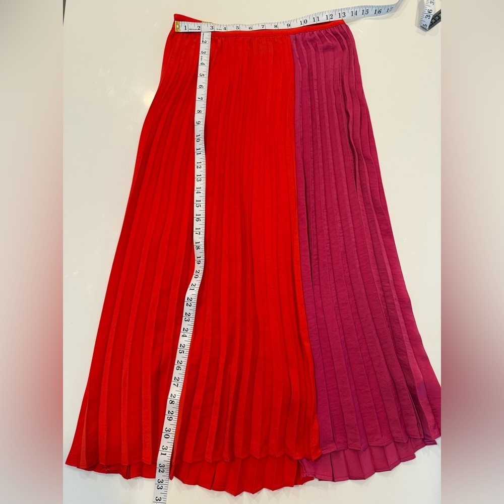 Scoop Red and Pink Pleated Women's Colorblock Skirt - Picture 8 of 8
